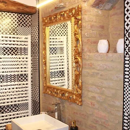 Luxury Angiolieri Appartement *