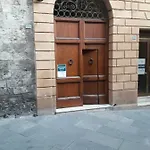 Luxury Angiolieri Apartment Siena