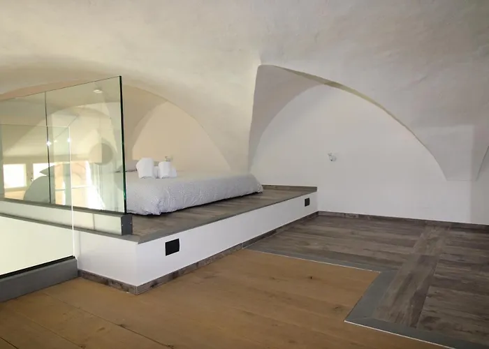 Luxury Angiolieri דירה *